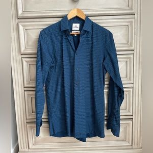 Ben Sherman long sleeve button down. Size M men’s. Slim fit. Excellent Condition